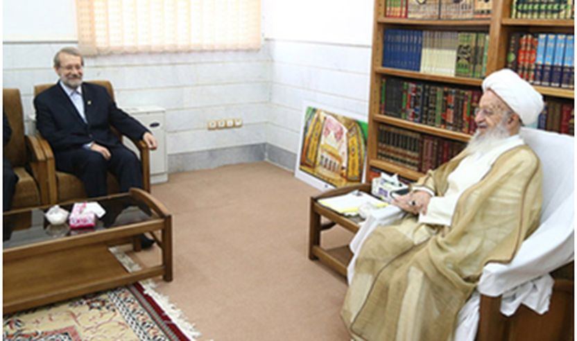 Kryetari i Mexhlisit (Kuvendit)  të Iranit, Ali Larixhani dhe Ajetullahu i madh,  Naser Makarem Shirazi
