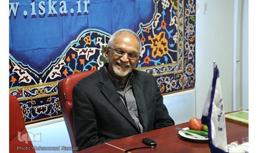 Prof.Dr. Abdulaziz  Sachedina ligjërues në Katedrën e Studimeve Islame në Universitetin George Mason në Fairfax, Virginia.