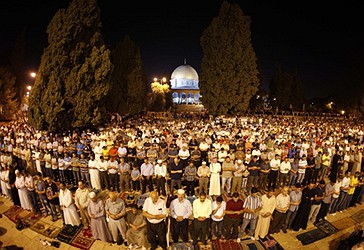 Xhamia e al-Aksa në Kuds, gjatë muajit Ramazan