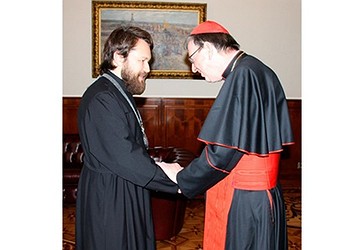 Kardinali Kurt Koch me Hilarion 