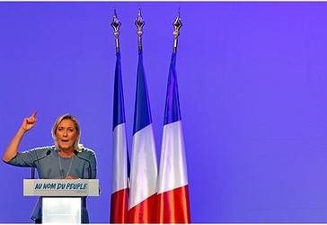 Më 18 shtator 2016, Kryetarja e Partisë së Frontit Nacionalist Francez, Marine Le Pen ka mbajtur një fjalim në një tubim partiak në Frejus, Francë. (Foto nga Reuters)
