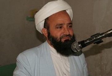 Haxhi  Shageldi Akhund Nurani, professor  sunni i seminarit në Raz