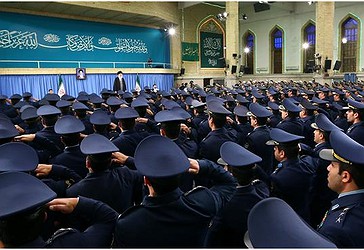 Më 7 shkurt 2017, udhëheqësi i Revolucionit Islamik, Ajetullah Sejjid Ali Hamenei është parë në Teheran gjatë një mbledhjeje me disa komandantë, oficerë, pilotë dhe antarë të stafit të Forcave Ajërore Iraniane dhe të Bazës së Mbrojtjes Ajërore Kombëtare të Khatam al-Anbiya.