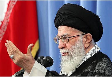 27 Maj 2017, udhëheqësi i Revolucionit Islamik, Ajetullah Sejjid Ali Hamenei në fjalimin e tij gjatë një takimi kur’anik në Teheran. (foto e marrë nga leader.ir)