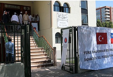Xhamia e As Salam  - e para në Kili  - rinovuar në drejtimin e presidentit turk gjatë vizitës në vend në vitin 2016