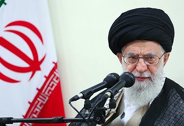 Me rasti e “Javës së Qeverisë”, Lideri i Revolucionit Islamik, Ajetullah Seid Ali Hamanei ka pranuar të takohet sot para dreke me Presidentin Hasan Ruhani të shoqëruar nga Këshilli i Ministrave. 
